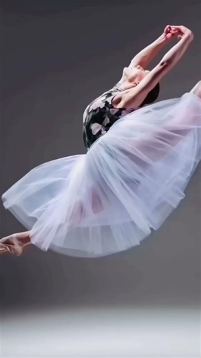 Amazing ballet jump🩰 #dancer #dance
