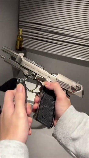 This toy gun has great playability. You’ll see how much fun it is after watching this video. #orbeez