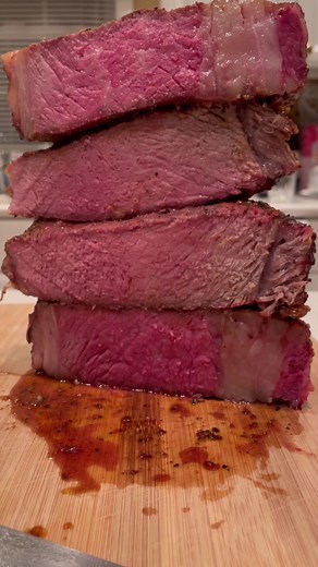 Undercooked vs Overcooked Cheesecake: The Perfect Bake