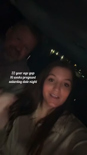 Him ordering the drinks at the end took me OUT 😂😂😂 #agegap #datenight #saturday #dinner #contentcreator #viral #husbandwife #agegapcouple | Shelton Hebert