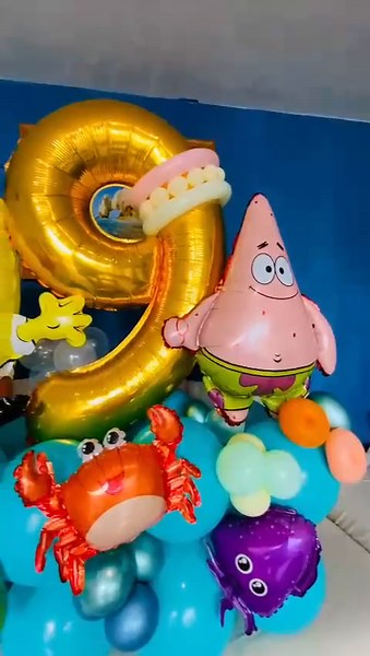 #decoracion #bouquetdeglobos #bobesponja #spongebobsquarepants #patricioestrella Decoración con globos