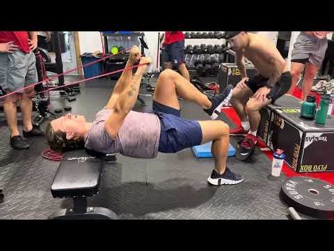 Glute bridge hand over chest hold stiff switches
