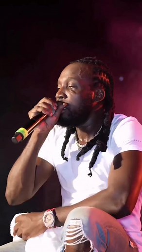Mavado 'No Sorry' and 'Don't Worry' Music Video
