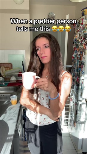 Vidéos de Becky777 (@beckybaw777) avec youre so pretty I could never be like you - anderson