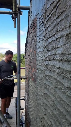 Scott Demonstrates Spray Render Application for a Perfect Finish