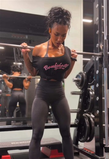 New year, more motivation 🔥 @Maureen Blanquisco #gymfit #gymgirl #fitnessmotivation #activewear #leggings