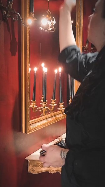 Victorian Vampire Gothic Aesthetic Decor