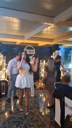 Песента, за която най-често ме питате на мои участия - "Капитана." ☺️🎤🎼 Телефон за участия: 0877 111 252 | Silvia