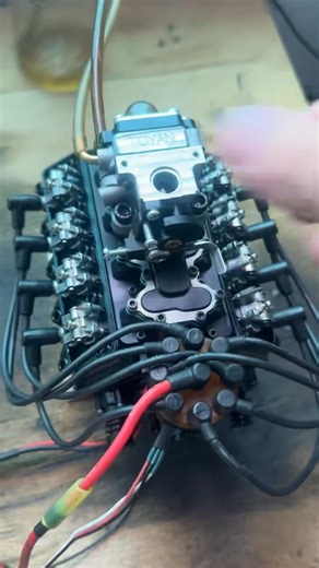 A Close Look at TOYAN V8 Cylinder! TOYAN V8: https://bit.ly/4fTEdoB #v8 #v8power #engine #diyproject #model | Enginediy.com