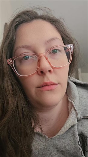 Alice (@alicedowntherakbithole)’s videos with original sound - Andrew Martinez