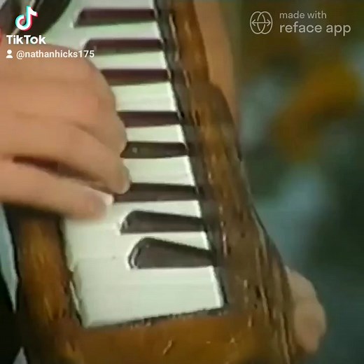 1.8M views · 5.8K reactions | camera_roll_1_-6113811186729555948_1665363575 | Nathan Hicks | Facebook