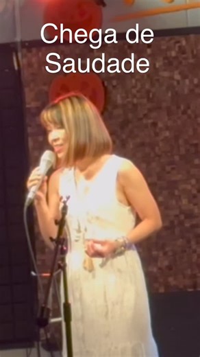 vocalist EMiKO VOiCE on Instagram: "メヲコラソンLive EMiKO VOiCE vo. @emiko_voice 助川太郎g. @tarosukegawa 安井源之新dr @gpandeiro Oct 25th 2025 #brasilianmusic #chegadesaudade #tomjobim #bossanova #ボサノバ #ボーカル"