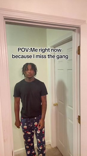 Reuniting with the Gang: Missing You Moments