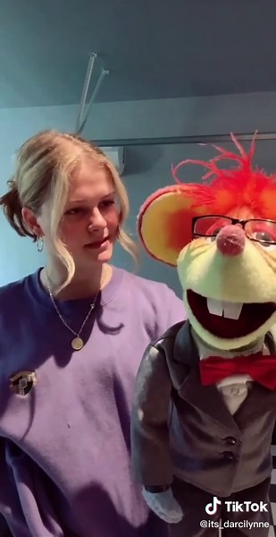 Darci Lynne Shines at the Oscars Event