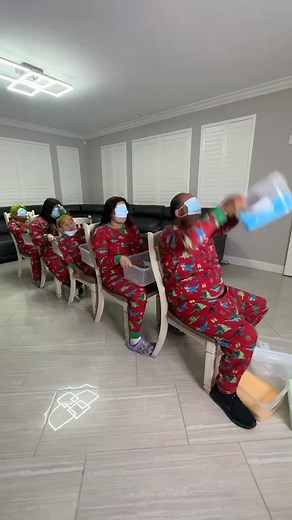 LIFE WITH BROTHERS on Instagram: "Pass the Slime Challenge 😱😂😍"