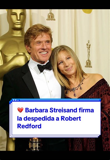 💔 Barbara Streisand firma la despedida a Robert Redford. Barbara Streisand firma la despedida a Robert Redford desde el escenario del Dolby Theatre. En el in memoriam se ha recordado a figuras como Michael Madsen, laudia Cardinale, Diane Keaton, Robert Duvall o Val Kilmer, entre otros. ✍️ Adrián Peñacoba te cuenta todos los detalles en abc.es #RobertRedford #BarbaraStreisand #Oscar #Oscars2026