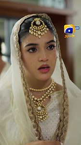 Armeen ne pehly din se hi Alizay ka dil maila kardia.. Watch #Mohra every Fri-Sun at 8:00 PM only on Geo Entertainment. #GeoEntertainment #HarPalGeo #GeoTV #7thSkyEntertainment #AbdullahKadwani #AsadQureshi #MohsinMirza #TahirNazeer #MikaalZulfiqar #LaibaKhan #AaghaAli #SyedaTubaAnwar #AzraMohyeddin #BehrozSabzwari #NidaMumtaz #NazleeNasr #AsimMehmood #LubnaAslam #NamraShahid | 7th Sky Entertainment