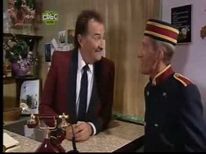 ChuckleVision - Bedlam and Breakfast (1 of 2).flv
