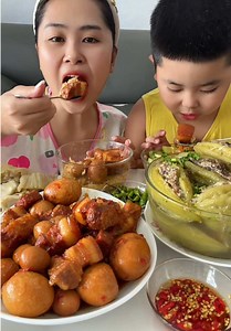 Cơm nhà thịt kho trứng, canh khổ qua #dungthichan #vtmgr #mukbang #comnha #thitkhotrung