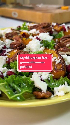 Herkullinen myskikurpitsa-feta salaatti resepti
