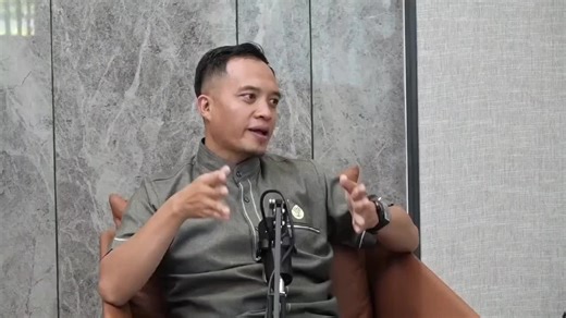 Perbaiki Mindset, Jangan mudah BAPER ketika ditolak✨❤️Agar tidak mudah BAPER HARUS PUNYA MIMPI🫰😘💙 Untuk menjaga SEMANGAT CAS SEMANGAT Ikutin Home Sharing 🥰💚🔥Kalau tidak didukung Keluarga gpp, tenang nanti ada masanya Keluarga bakal dukung kita termasuk saya juga awal mulai di HNI tidak didukung kok tapi sekarang pelan² mulai didukung🤭 Tetap positif thinking, kenalkan ke siapapun😘❤️ Cari lingkungan lain yg menerima kita✨🩵 Ada waktunya nanti orang menerima kita Alhamdulillah, semenjak di 