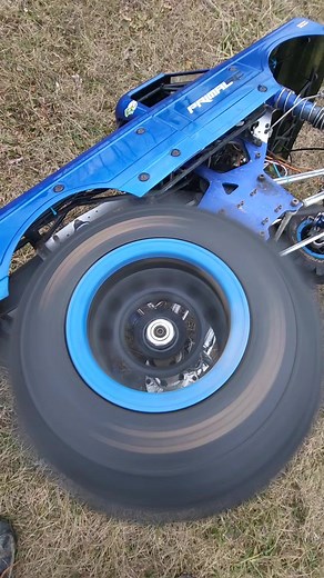 #primalrc #megatruck #outdoor #outdoorlife #2stroke #2strokers #aluminum #heavy #4x4 #monster #beast #beastmode #savage #bigboy #offroad #challenge #rclife #thisisme #pure #Awesome | Derek Krall