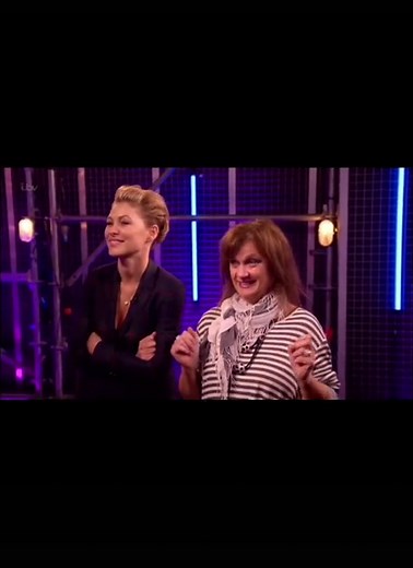 Legendary Performance: Sir Tom Jones & Bethzienna Williams Sing 'Cry To Me' | The Voice UK