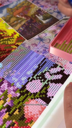 Haven’t tried diamond painting yet? This is your sign to jump in! ✨ We partner with incredible artists to bring you beautiful diamond painting kits in all sizes (from minis to XXL) with your choice of round or square drills, plus optional special drills for that extra sparkle. We also sell accessories like diamond painting pens, putty, log books, special drill sets and much more... Everything you need to fall in love with the craft! 📷 laurascozyworld | Jaded Gem Shop