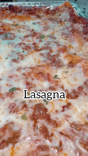 Summers homayed | Lasagna recipe anyone!!! Freezer meals anyone??Sneak a peak ⬇️⬇️⬇️⬇️ lifesaver recipe. Ingredients @mina olive oil 2 to 3chopped... | Instagram