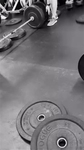 Strength Day baby!! Why lift heavy you ask? Well let me tell ya!...