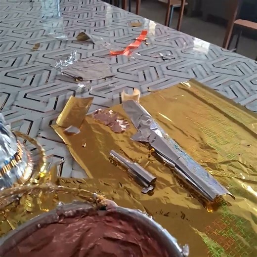 How to decorate bucket for dance program