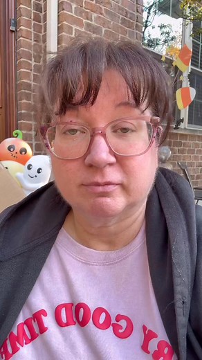 How many boxes there were in my Michael’s order of Halloween sale items? I know they are shipping from multiple locations but..😂 #michaels #CraftSupplies #HalloweenSupplies #foryoupagereels | Sweet Aria Decor "The Tomato Cage Tree Lady"