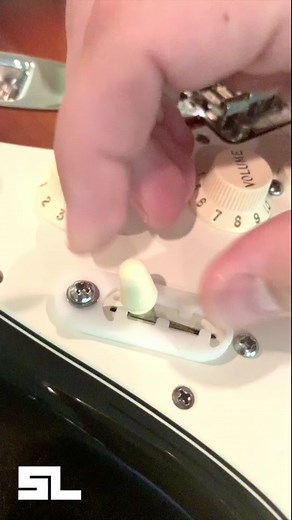 🔐🔐🔐 #Stratocaster #Telecaster #Switchlock #GuitarsOfTiktok #Guitartok #GuitarPlayer #Guitar #ElectricGuitar #ToggleSwitch #Guitarist #Guitarra #Lock #Unlock