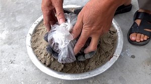 Turn Your Bathtub Into a Beautiful Waterfall Aquarium – DIY Project for Home Décor