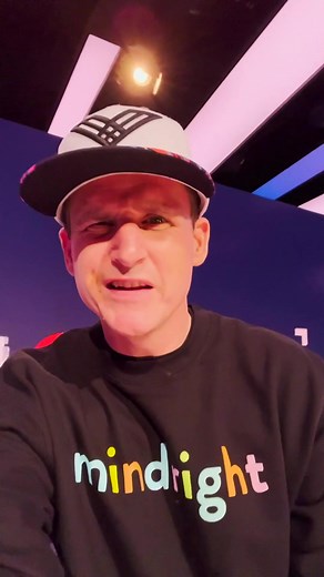 Rob Dyrdek and Steelo Brim's Hilarious Phone Passing Challenge