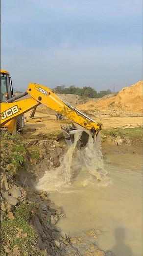 Jcb tractor trolley loading video 🧐#jcbbaba #jcbvideo #jcb3dx #jcb #funny #shorts #youtubeshorts