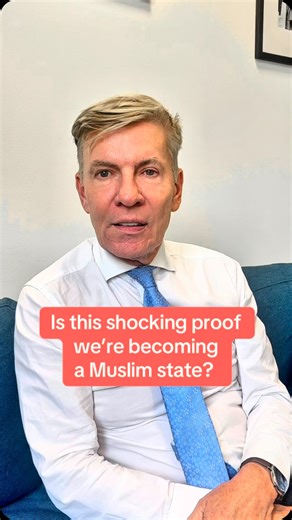 A Sharia law role in Manchester has been promoted by the UK government 🇬🇧👀 A new job ad is hiring a Sharia Law Administrator in Manchester. Applicants must hold a degree in Sharia, but only need to be ‘ familiar’ with UK law. It’s not a government job, but it is listed on the UK gov’s official DWP job site. Why are parallel legal systems being legitimised on official platforms? Is this really multiculturalism or a move toward a two-tier legal system? What do you think? | Andrew Pierce