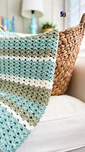 🩵 The Sea Glass Throw Blanket 🩵⁣ ⁣ I can’t wait to have another one of these blankets on my hook.⁣ ⁣ https://daisycottagedesigns.net/lap-blanket-crochet-pattern/ ⁣ 𝗬𝗮𝗿𝗻: Premier Yarns Anti-Pilling Every Day Worsted in Spa, Meadow, and Snow White⁣ ⁣ | Daisy Cottage Designs