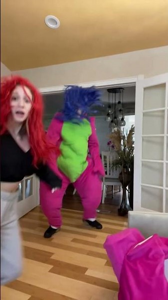 Barney remix dance! 🤣