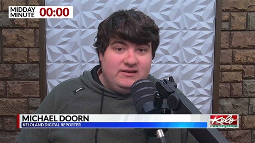 Midday minute for Monday, March 23