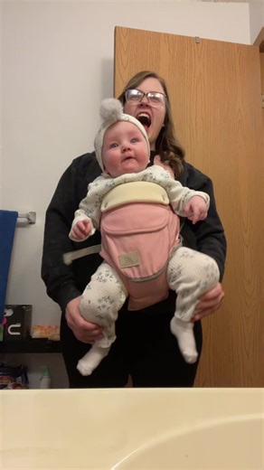 MAMA-EM❤️ (@mamaemmmmmmmmm)’s videos with Wobble - V.I.C.