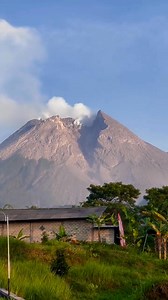 136K views · 910 reactions | Keindahan dan Kemegahan puncak Gunung Merapi #merapimountain | Jendela Alam | Facebook