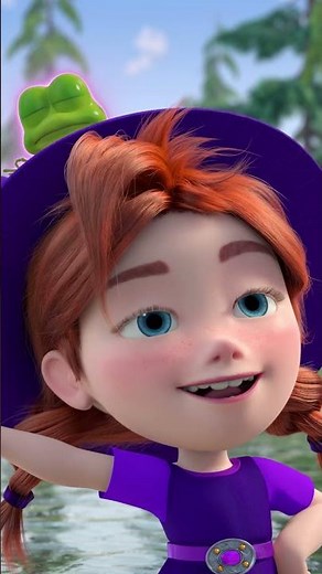 Коли пропустив уроки у школі магії... #Shorts #машатаведмiдь #mashaandthebear‪@MashaBearUkraine‬
