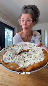 Now this is a different kind of Pizza Bagel recipe. #bagels #pizza #cooking #recipe | Iléna Tovia