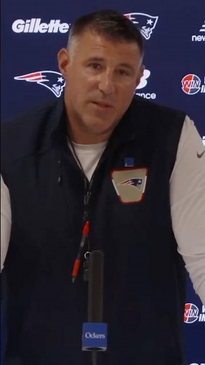 Coach Vrabel shares his favorite Adam Vinatieri stories #patriots #nfl #shorts