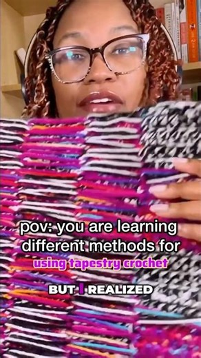 learning more about tapestry crochet 😌✨🧶 #crochet #tapestrycrochet #crocheting #shorts