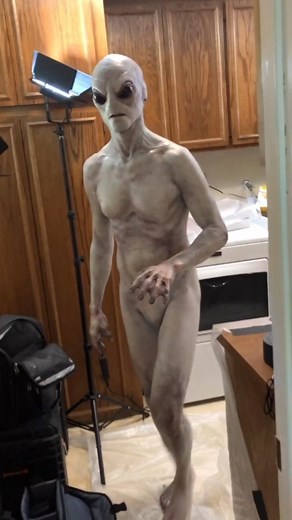 SFX ATLAS | Alien makeup from @ishootthedead @gordontarpley & @jackcoon -- #fxmakeup #makeupfx #ufo #alieninvasion #aliens | Instagram