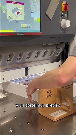 ¿Sabes cómo funciona una guillotina?