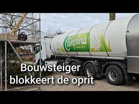 Milk truck can't get onto the yard...!!! | Farmer Gerrit vlogs