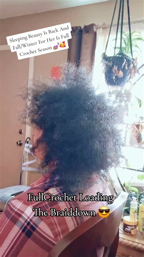Full Crochet loading 🤔😏😍🔥🔥🔥🔥 love what i do! #BTSCrochet #FullCrochet😘✌🏽 *Not Accepting New Clients!* #HairOnFleek #DopeHair #TruHairGame